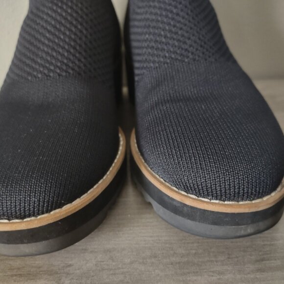 Eileen Fisher - black low wedge ankle boots booties - EUC - size 8.5 - Picture 4 of 7